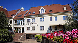 Hotel Latja Park